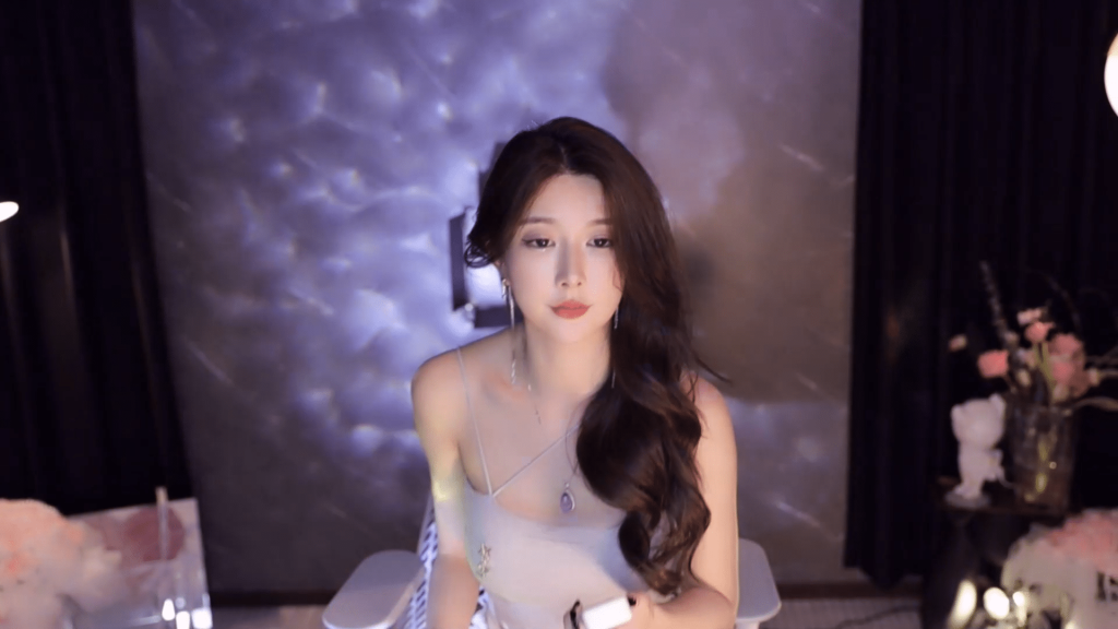 【虎牙 王芯恩Tree】 热舞合集【15v】【5.5G】