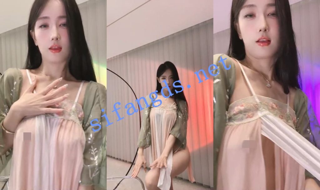 【bigo宁依纯】重磅女神最大尺度密码房真空露奶骚舞【2V】【401M】