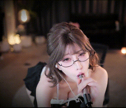 虎牙 张爱玲-12 大尺度骚舞+爆乳娇妻 春药等大尺度剧情【8V】【3.42G】