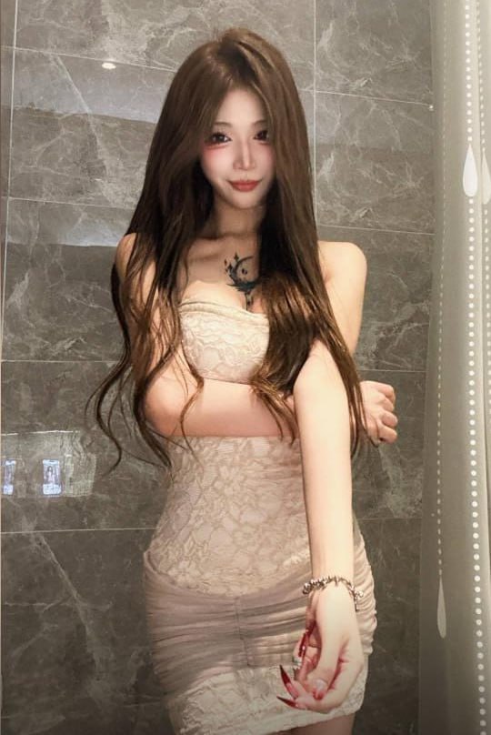 抖音 李熙 顶级颜值身材 露脸露点 裸舞 目前最大尺度【2V】【202M】