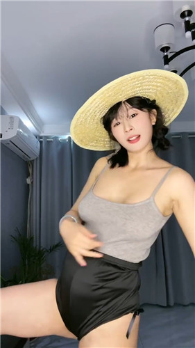 快手主播大财财啊 高能定制大奶裸舞热情摇乳 疯狂插穴爽翻【65V】【2.1G】