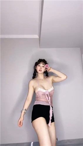 快手主播大财财啊 高能定制大奶裸舞热情摇乳 疯狂插穴爽翻【65V】【2.1G】