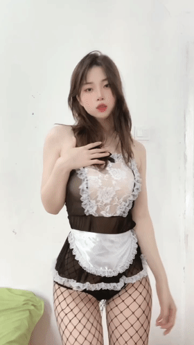 抖音瑜伽裤女神 甜子兔哟 8月新番内衣骚舞情趣福利【46V】【991M】