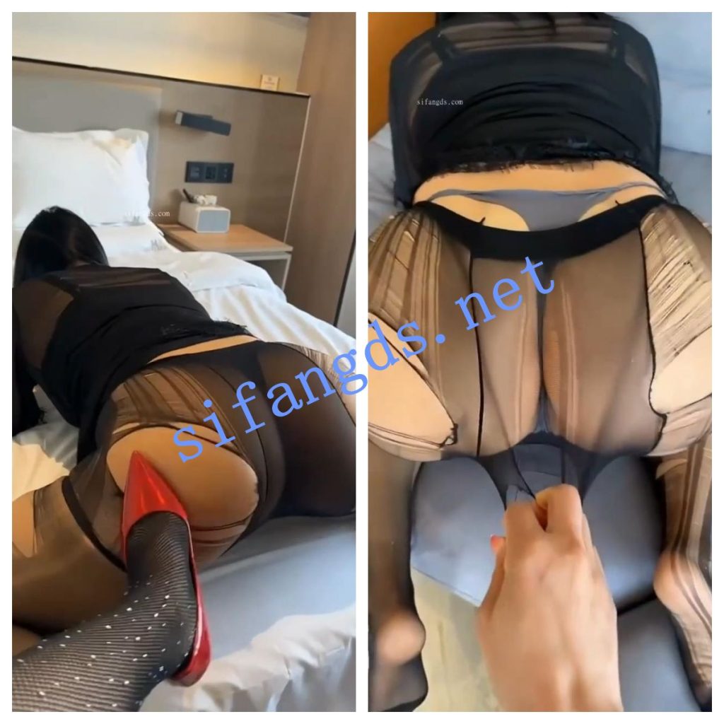 【快手】蜜桃金金西好运-----肥臀撒尿珍珠丁情趣服饰--【56V】【2.18G】