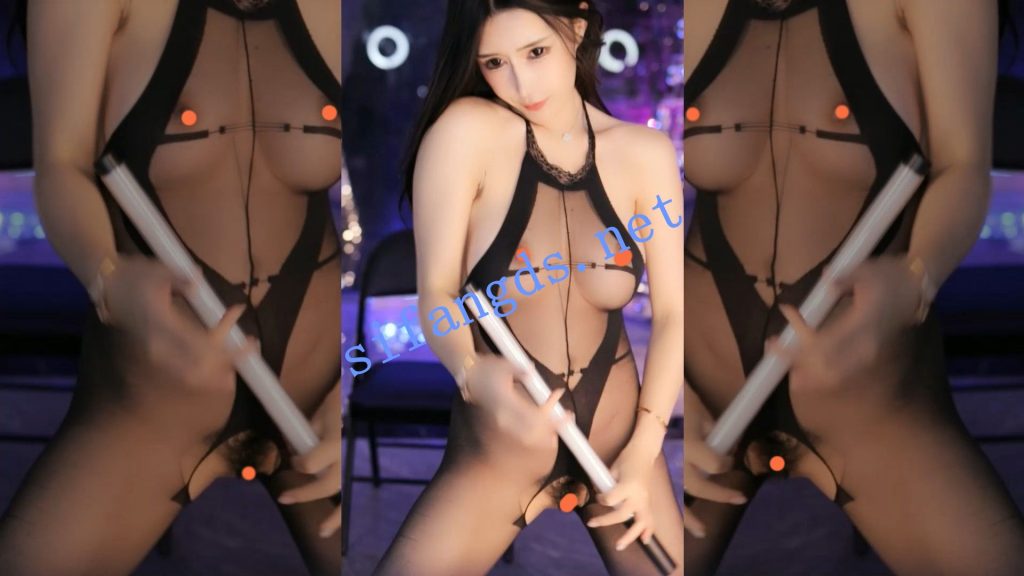 【虎牙重磅】颜色仙仙！超大尺度裸舞骚舞首发！【2V】【977M】