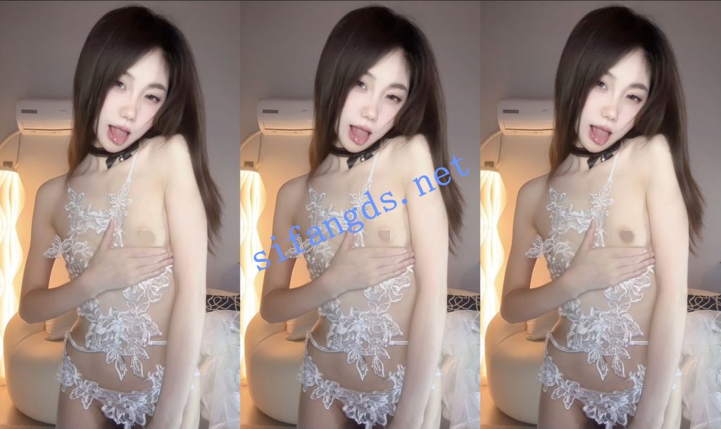 【花椒】筱玉 玉曼曼 顶级颜值 漏三点 裸舞掰逼【2V】【398M】