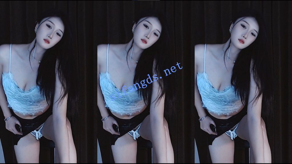 【网易CC】冰淇淋 透视丁字裤 露毛定制【6V】【1.14G】