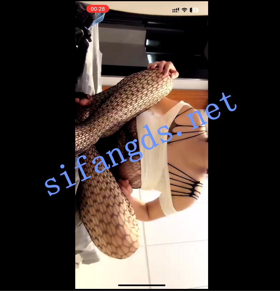 【抖音快手巨乳】张泡泡 付费直播抖奶走光真空凸点福利【5V】【2.05G】