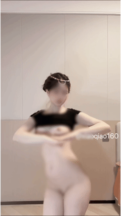 推特专业裸舞福利姬 以安（小乔）8月末VIP裸舞 超动感爽赞【24V】【1.33G】