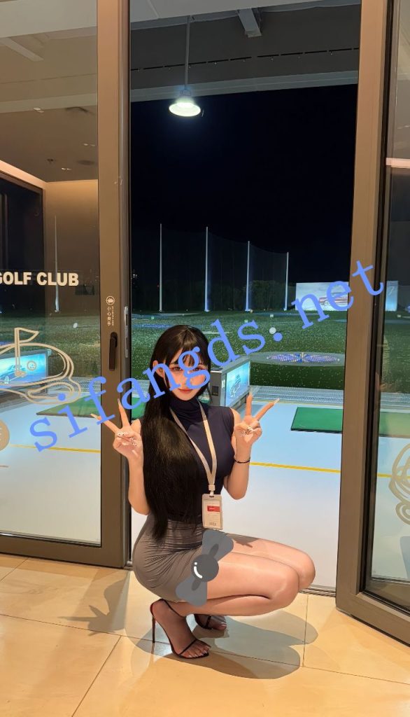 抖音 魔人布欧 35万粉 顶级美女 美腿 足交阳具【11V】【303M】