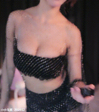 斗鱼 小小玉酱-13 露大半个奶 抖胸舞 抖成球 走光露底等【9V】【515M】