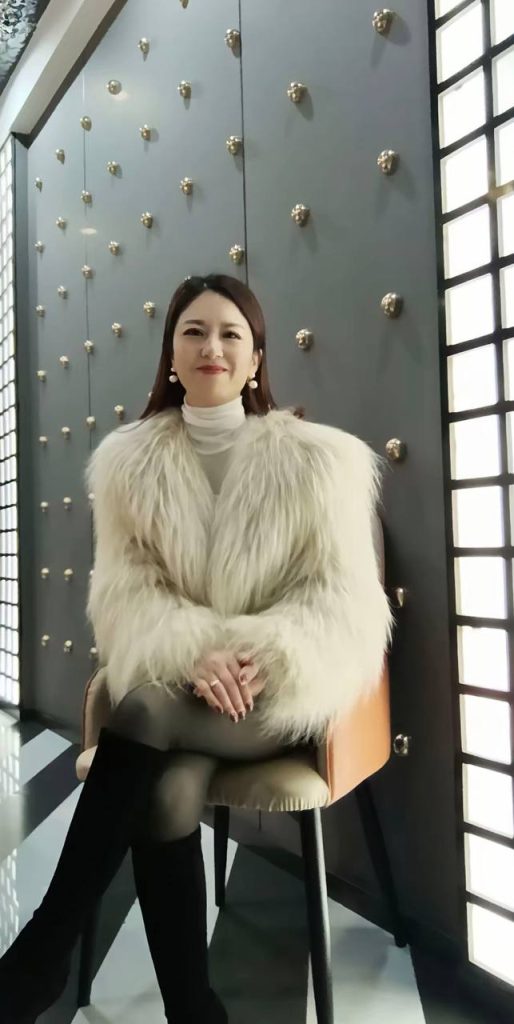 抖音 好运连连 良家丝袜高跟熟女 一对一 目前最大尺度【1V】【83M】