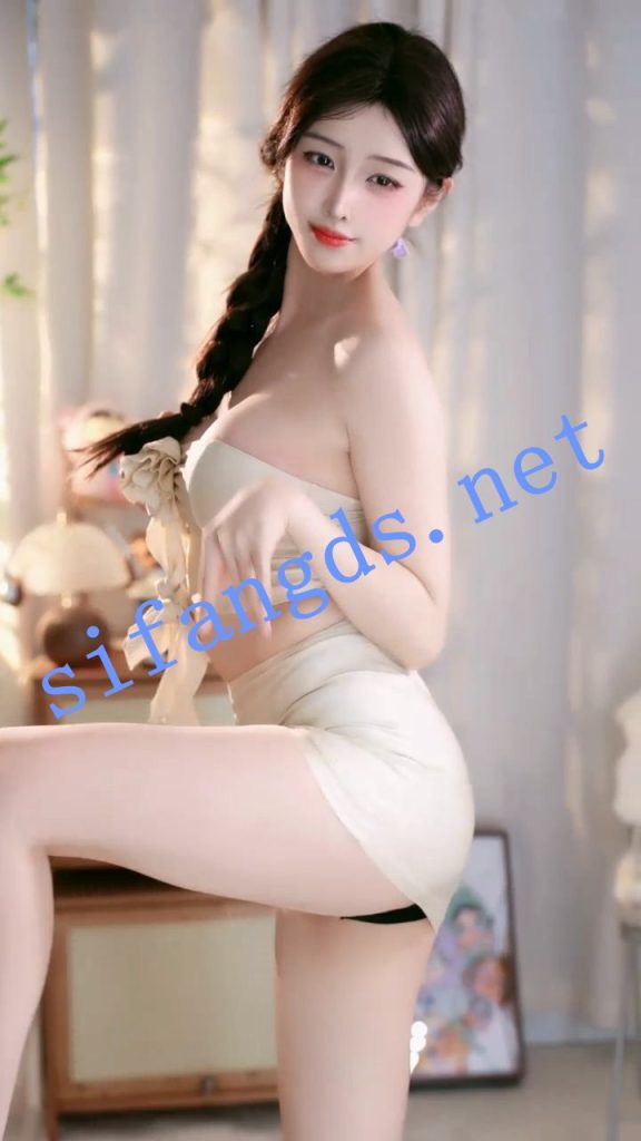 ⭐ 【畅聊直播】奶龙教主 擦边尺度骚舞 走光露点【42V】【3.67G】