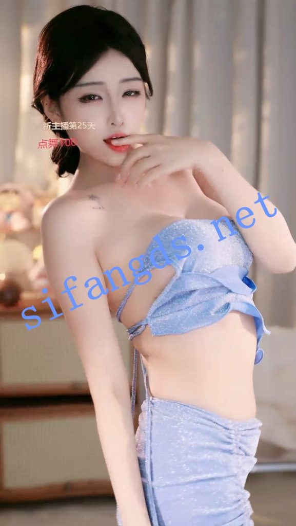 ⭐ 【畅聊直播】奶龙教主 擦边尺度骚舞 走光露点【42V】【3.67G】