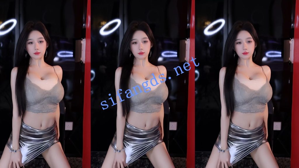 【虎牙】VIKI，9月最新擦边骚舞15V，精选4K画质【15V】【2.21G】