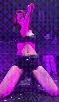 【网红女DJ现场大尺度热舞2】真空乳沟 后摇 跪摇 性感死了【181V】【2G】