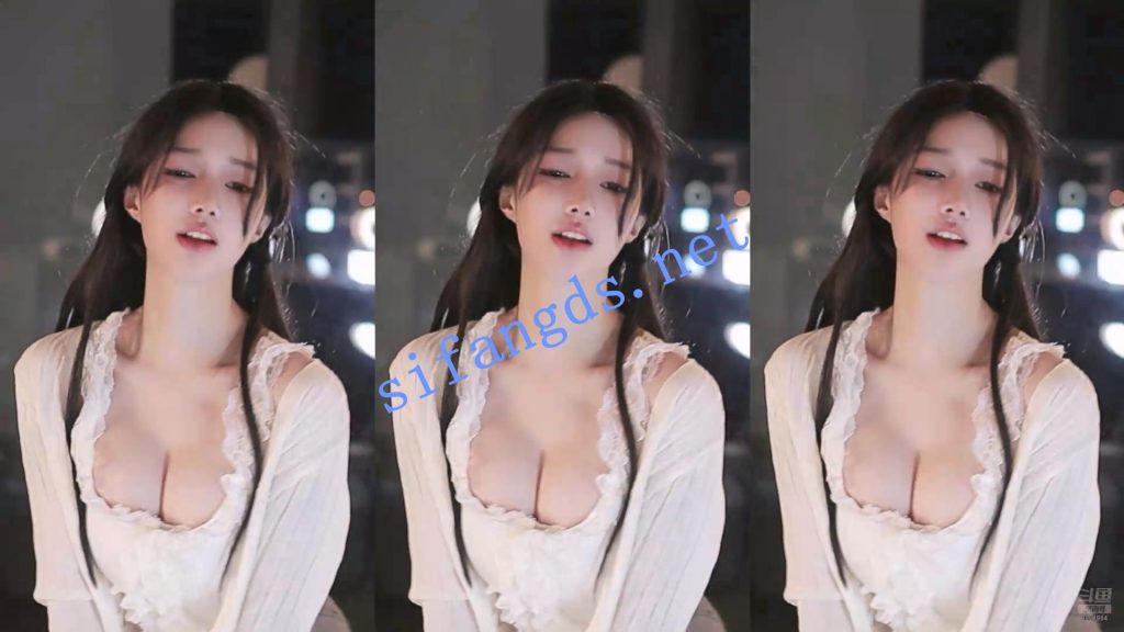 ⭐【斗鱼直播】小火龙 深沟半球 性感擦边诱惑尺度骚舞 【24V】【2.12G】