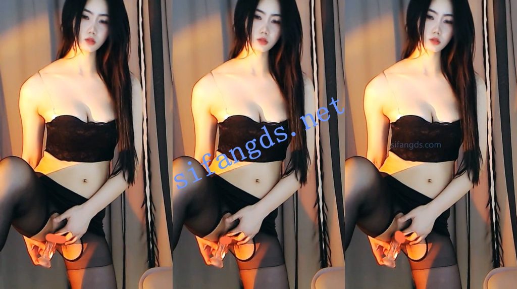 【CC】鱼摆摆！颜值美胸主播裸舞自慰【4V】【743M】