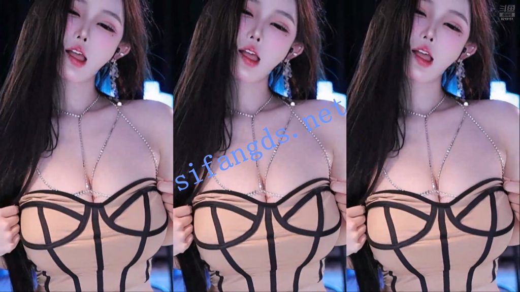 ⭐【斗鱼直播】小悦光 深沟半球 性感擦边诱惑尺度骚舞【19V】【3.1G】