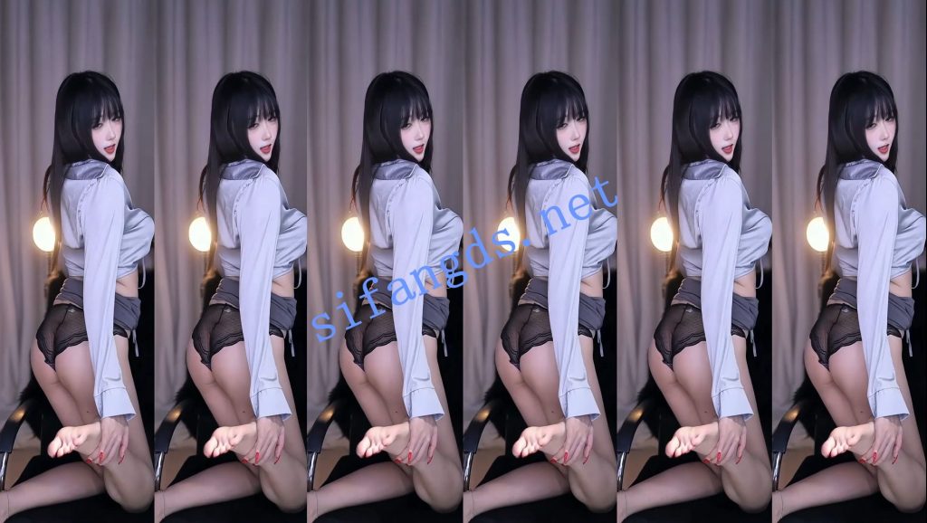 【漂漂】霹雳小狗神，直播疯狂漏内擦边堪比定制【1V】【585M】