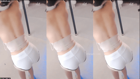 【虎牙 白千涵】双视角 交叉衣脱抹胸骚舞 揉大奶 脱衣服【2V】【350M】