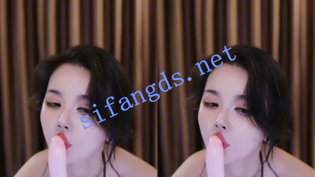 【CC重磅】温凉！插逼喷水露脸定制 首发！【3V】【597M】