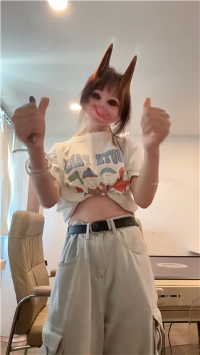 抖音嫩妹 炉石传说游戏主播 冻梨 私拍裸舞自摸小粉穴拉丝【9V】【440M】