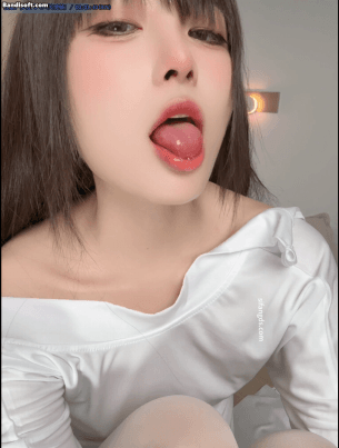 【推特 布丁大法】珍珠丁字裤 口交假鸡巴真空凸点 微透奶【90P6V】【934M】