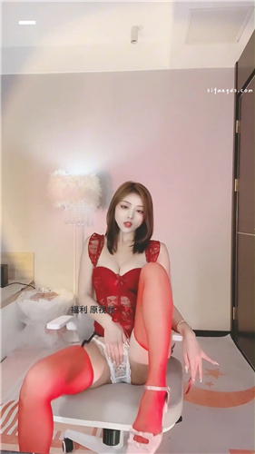 快手百万粉丝 饭饭 10月最新高能内衣福利骚舞自摸秀 露PP【11V】【1.71G】