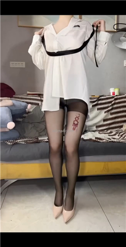 快手骚骚主播 美优nice定制 情趣骚舞骚毛透视露出骚BB【22V】【1.16G】