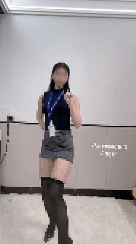 【重磅】大学舞蹈生【小乔（以安）】最新付费裸舞 新舞蹈【15V】【262M】