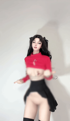 推特新晋顶级COS 希尔薇 11月最新VIP福利裸舞自慰娇喘 滑嫩【56P13V】【355M】