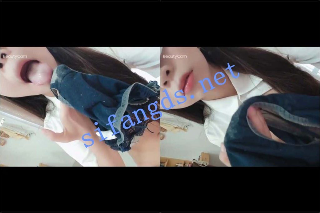 抖音 七月宫主 超弹美乳 抖胸 扣B高潮喷水 公共厕所自慰【20V】【1.21G】