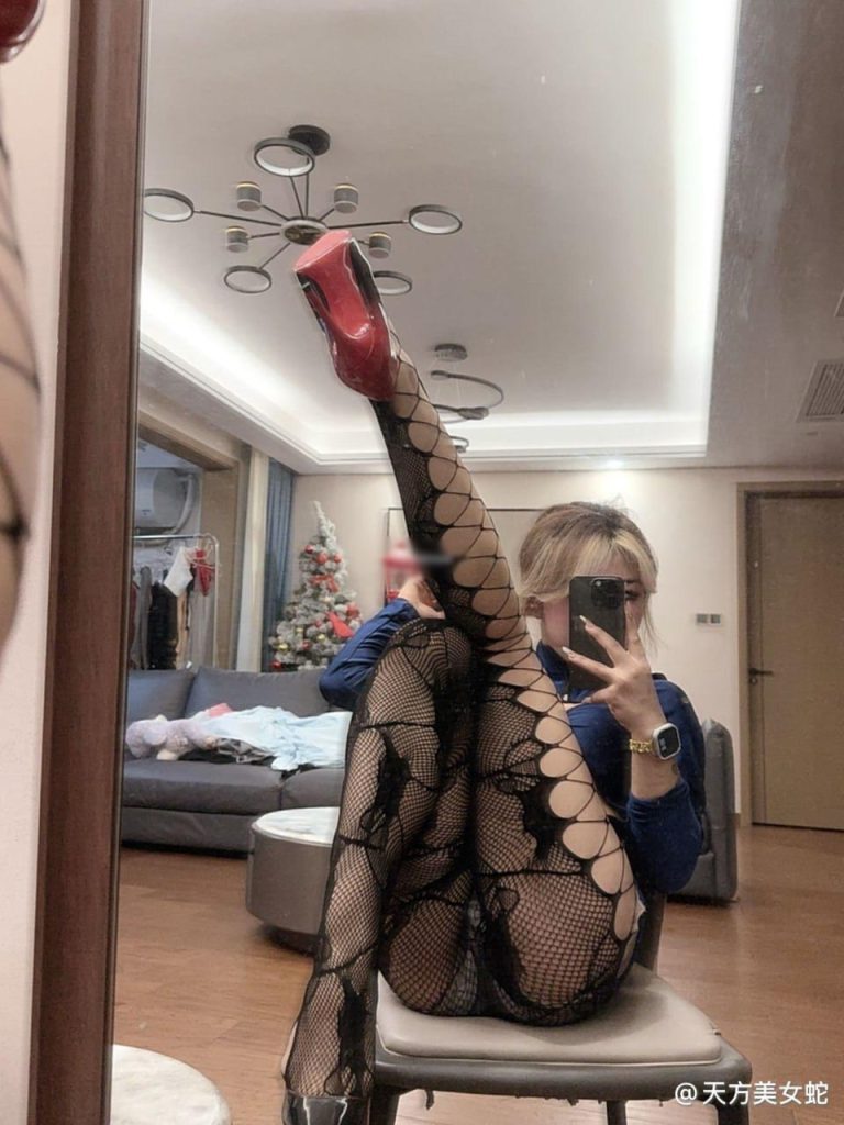 抖音安徽美杜莎（天方美女蛇）-高颜值阿黑颜吐舌【1338P44V】【730M】