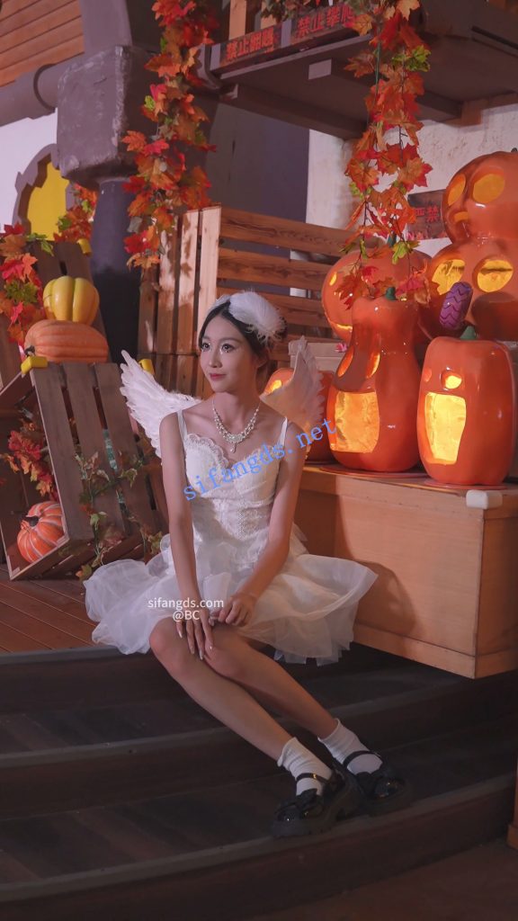 【永久专享】(BC-SSS-095)极品天使裙美女..开灯CD微透白内勒住13户型饱满【1V】【863M】