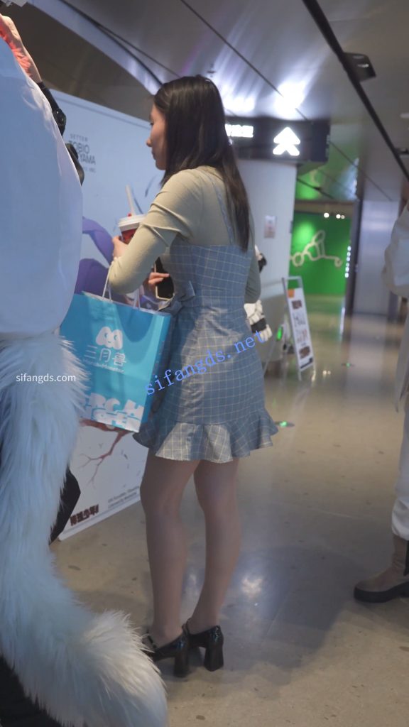 【永久专享】(BC-B-226)丝袜6部合辑..黑丝小姐姐疑似无内..透明肉丝白内【6V】【1.52G】