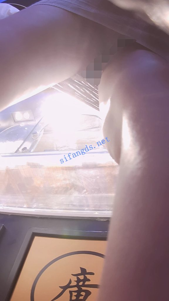 【永久专享】『D·D』-215-魔鬼身材，齐切短发，包臀裙翘臀女郎，黑骚丁【1V】【2.17G】