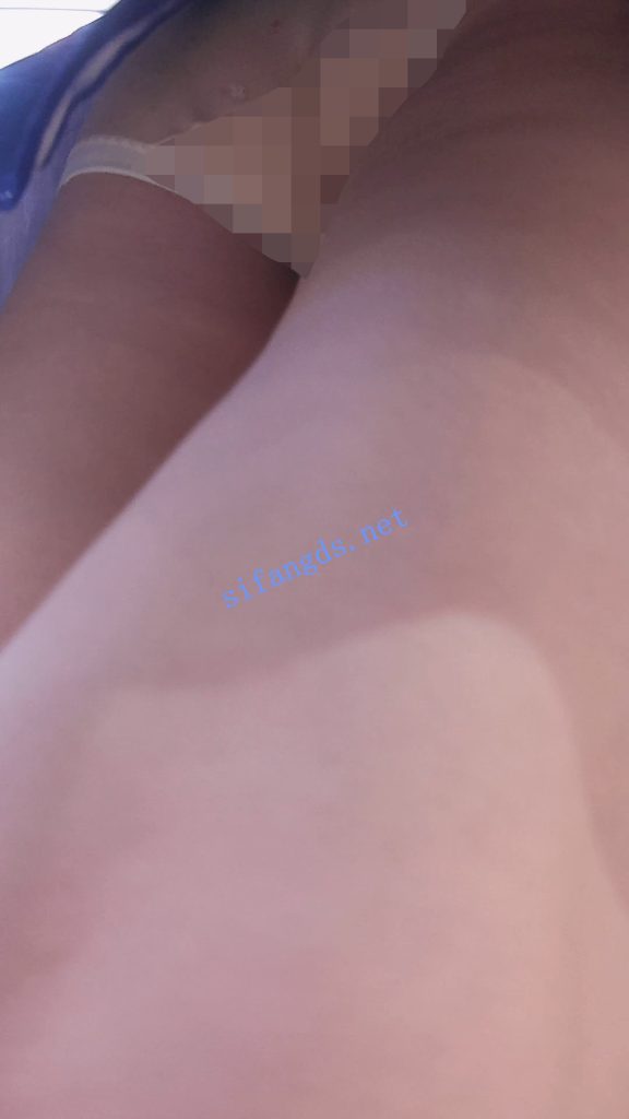 【永久专享】『D·D』-201-牛仔连衣裙，眼镜妹，粉色草莓内【1V】【1.09G】