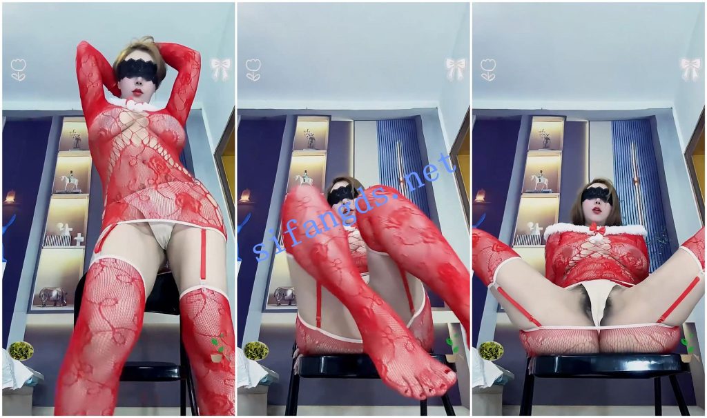 【抖音福利】极品大奶御姐【其实很寂寞】裸舞骚舞自X喷尿【6V】【1.45G】