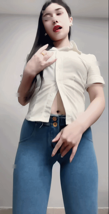 【快手福利】风骚肥臀御姐【沐沐呀】骚舞顶胯抖臀骆驼趾.2【31V】【8.97G】