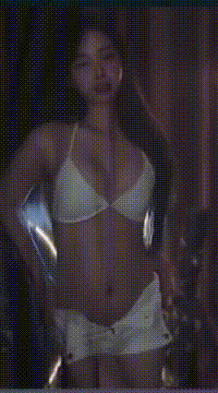 漂漂 啊美 高颜巨乳 露大半个奶 超强抖胸舞 抖成球 超弹【5V】【590M】