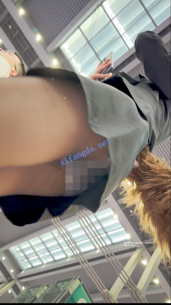 【永久专享】【KFC】OL制服COSER学生妹·薄款黑丝袜紫色内内前后CD【1V】【372M】