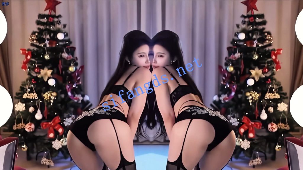 【斗鱼】谁的小棉袄呢，超火群高级定制，漏内漏内【2V】【235M】