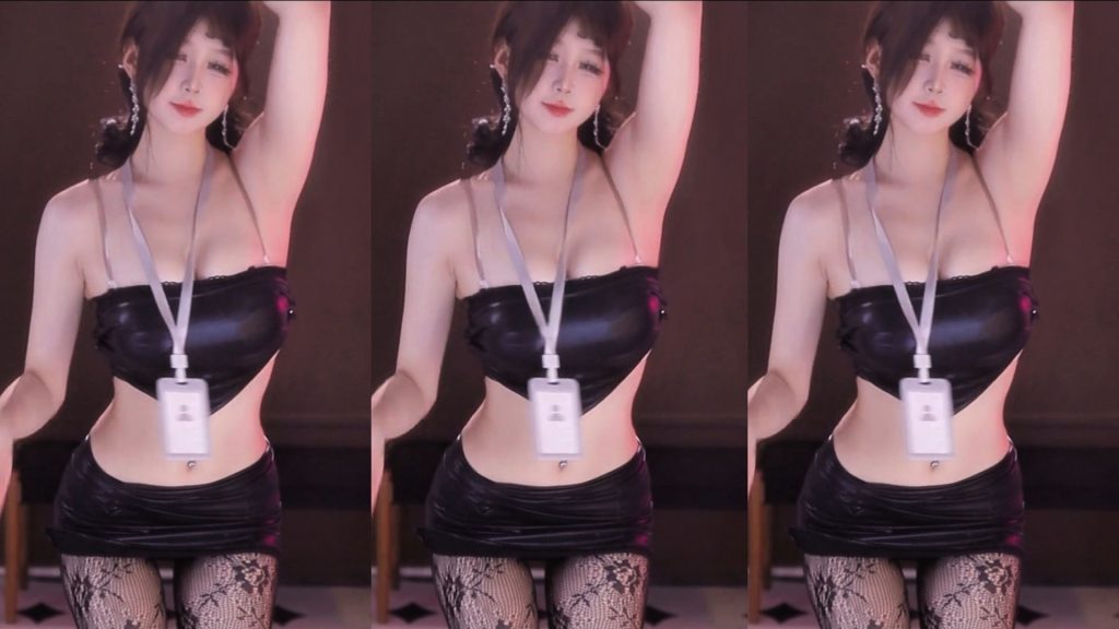 【虎牙今日赛事】百变主题日 职业COS漏内诱惑【18V】【3.36G】