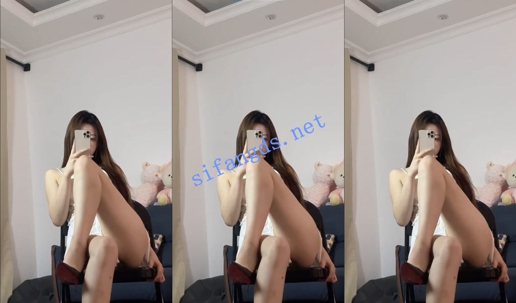 【抖音】柠檬然 58W粉丝 女友视角 漏内【1V】【254M】