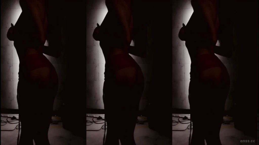 虎牙 石瑶付费定制 性感御姐 影子裸舞【2V】【460M】