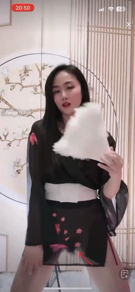 抖音3骚主播 女神金、一顿三碗、麻辣小火郭 漏毛舞高潮撸【12V】【266M】