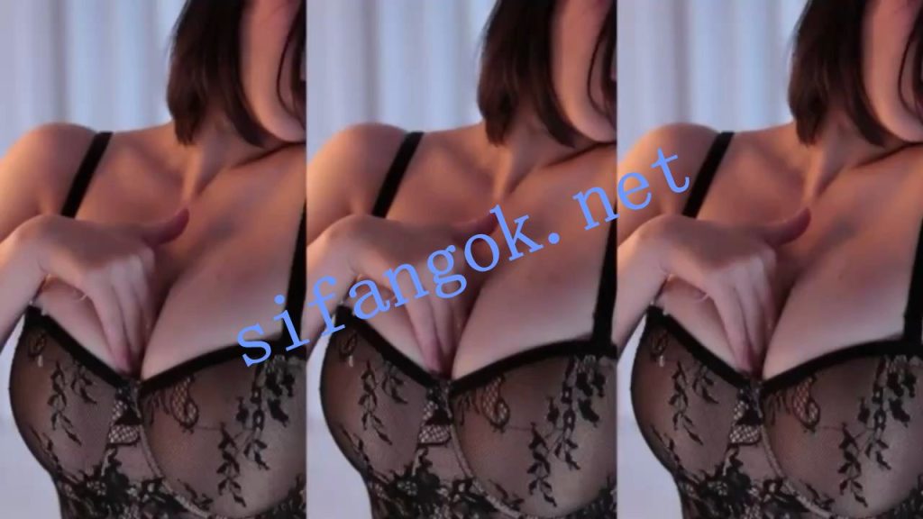 虎牙 金米米 露大半个奶 抖胸舞 抖成球 插乳沟 白浆抹胸【2V】【92M】