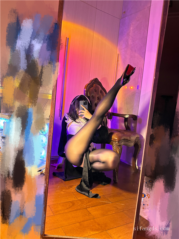 B站反差UP主 爆炸小熊 提督顶级福利私拍 性感COS反差诱惑二【436P35V】【3.4G】