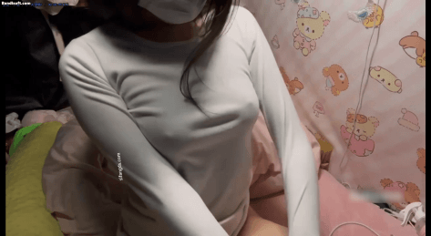 【推特 醋溜老师】520门槛 最新 紫薇插出满满浆 高潮湿床单【2V】【401M】